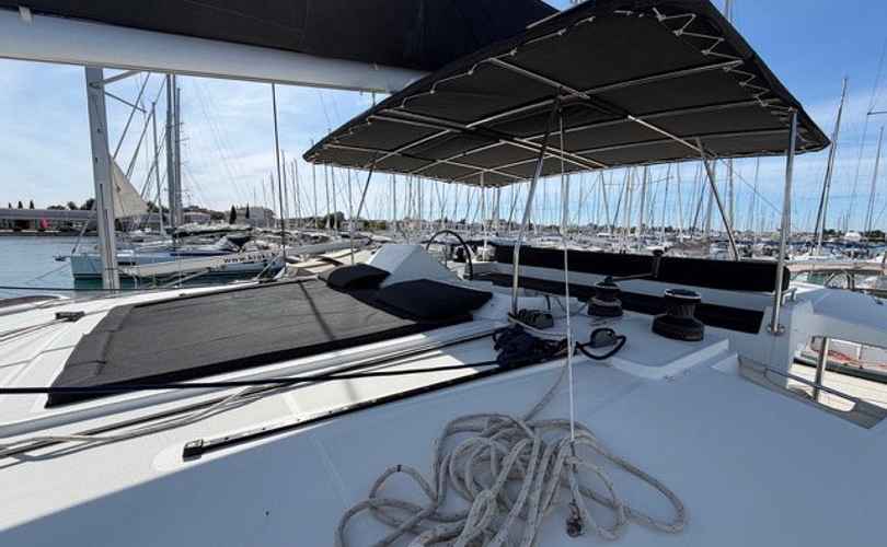 Lagoon 450 F