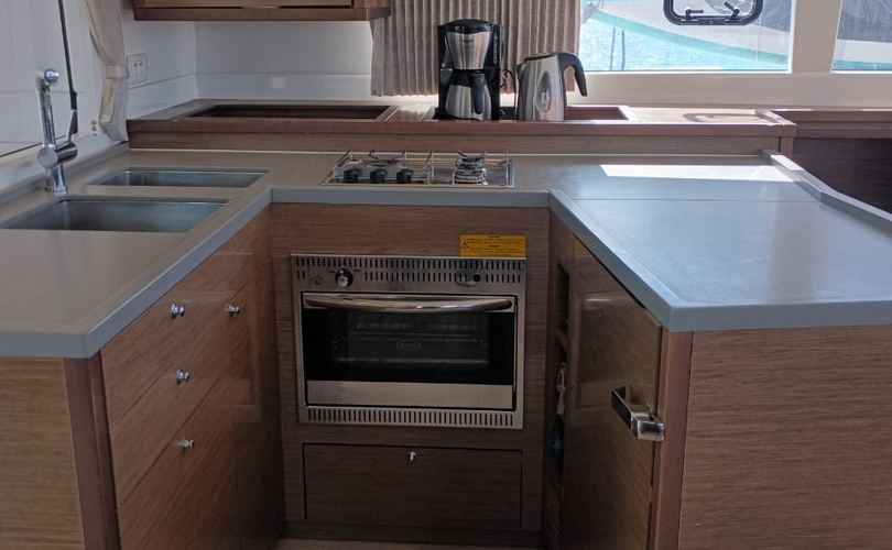 Photo Lagoon 450 F (2020)