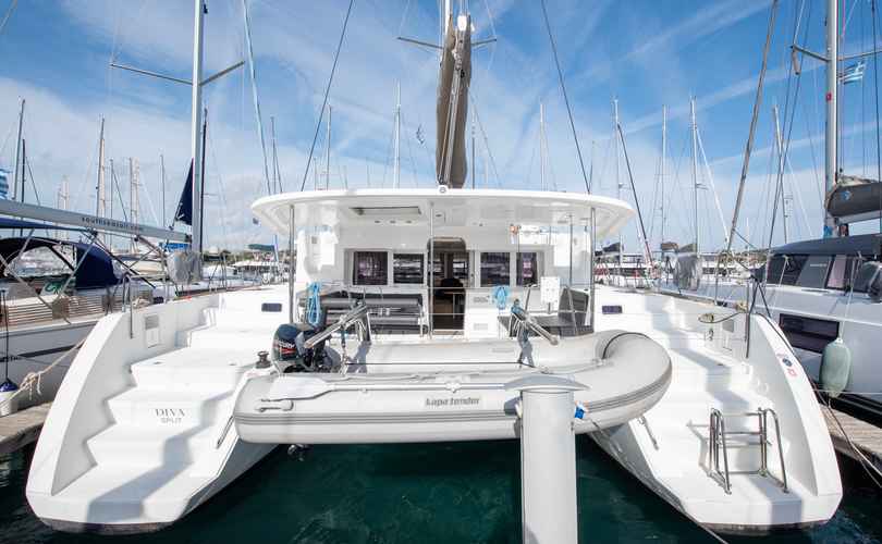 Photo Lagoon 450 F (2016)