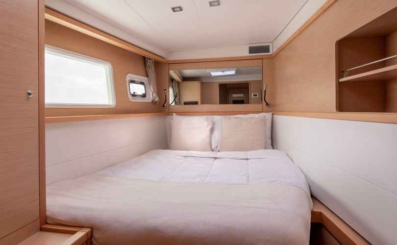 Lagoon 450 F