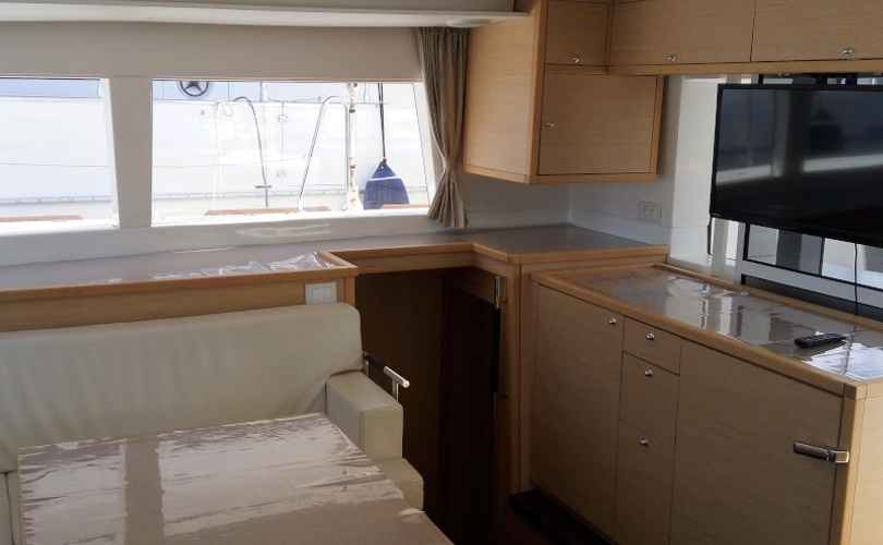 Lagoon 450 F