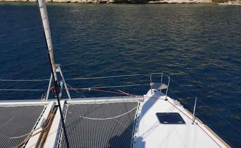 Lagoon 450 SporTop