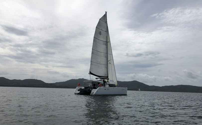 Photo Lagoon 450 SporTop (2019)