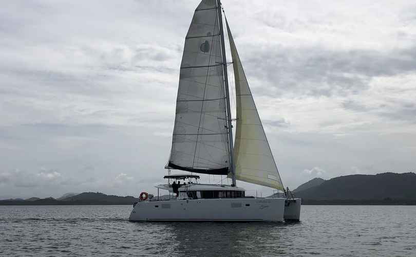 Photo Lagoon 450 SporTop (2019)