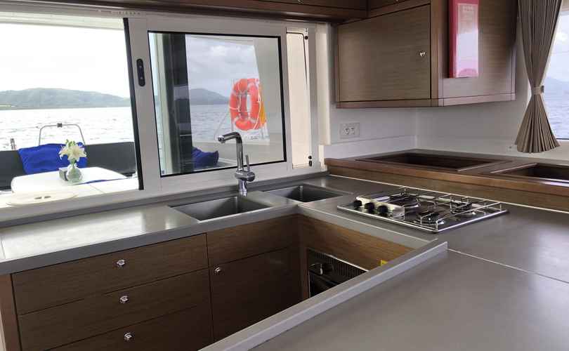 Photo Lagoon 450 SporTop (2019)