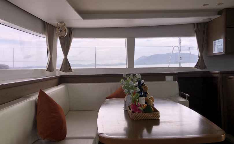 Photo Lagoon 450 SporTop (2019)