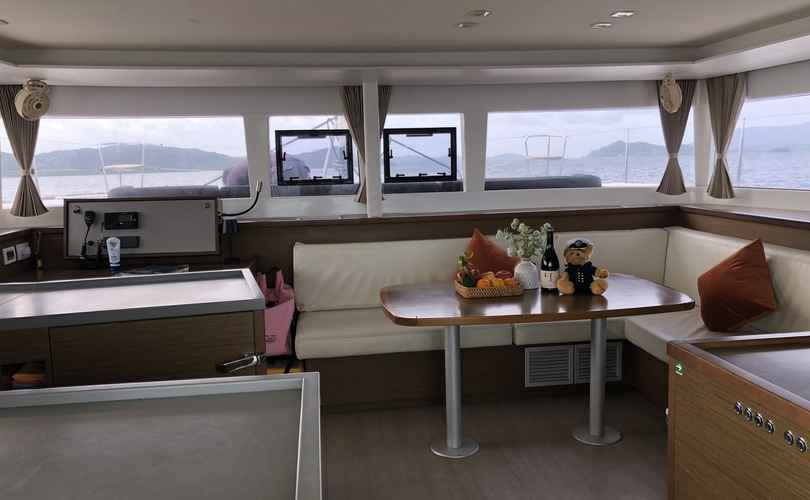 Photo Lagoon 450 SporTop (2019)