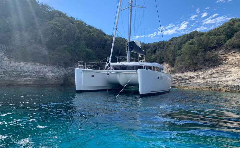 Lagoon 450 SporTop