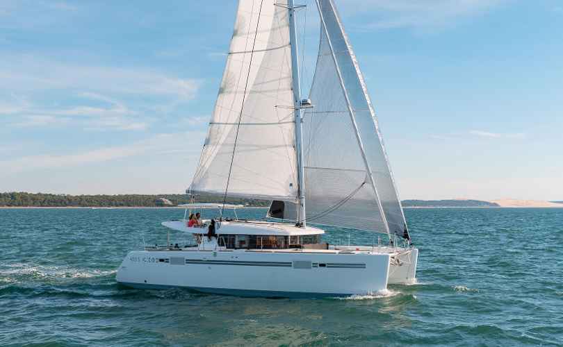 Photo Lagoon 450 SporTop (2020)