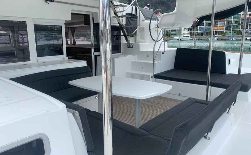 Photo Lagoon 450 SporTop (2018)
