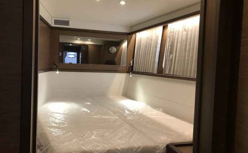 Photo Lagoon 450 SporTop (2022)