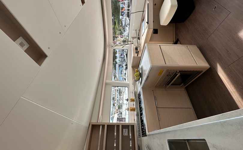 Photo Lagoon 46 (2023)