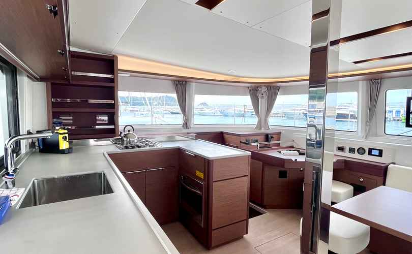 Lagoon 46