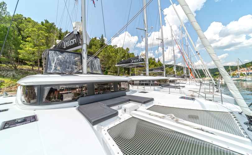 Lagoon 46