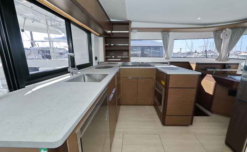Lagoon 46