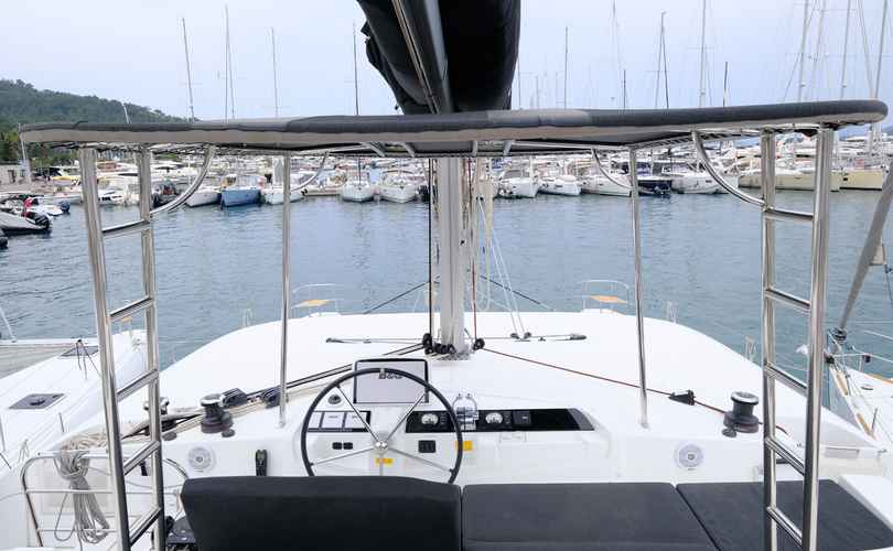 Lagoon 46