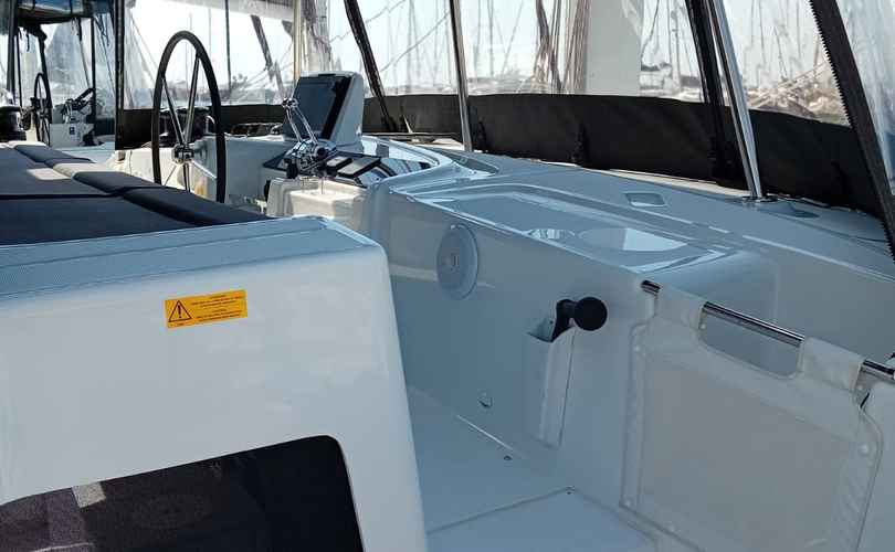 Lagoon 46
