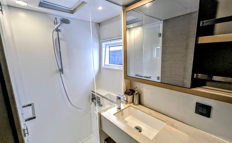 Lagoon 46
