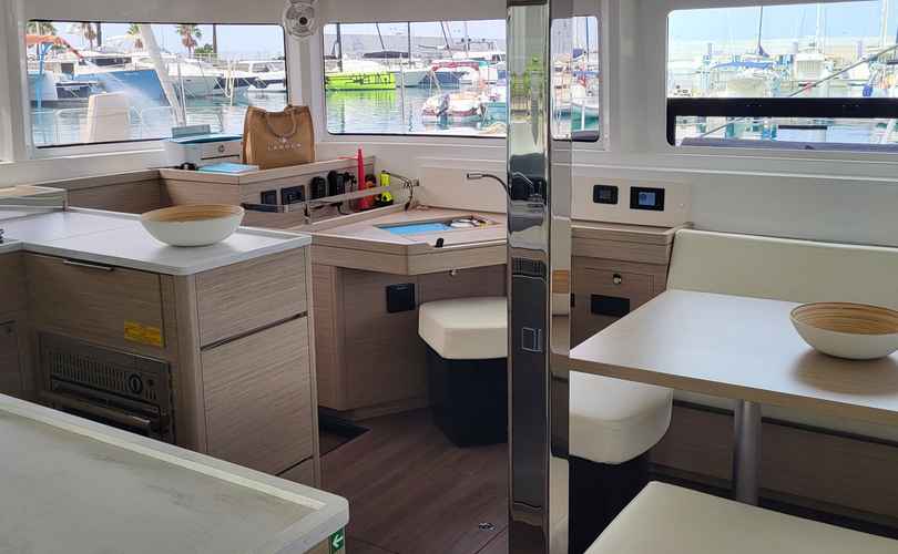 Lagoon 46