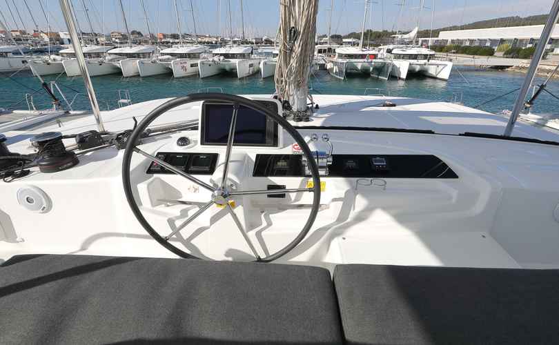 Lagoon 46