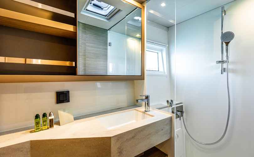 Photo Lagoon 46 (2025)