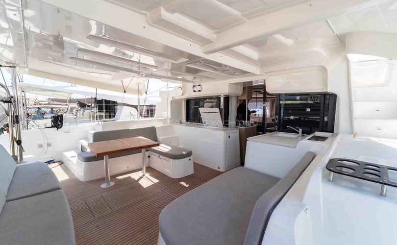 Lagoon 46