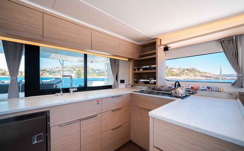 Lagoon 46
