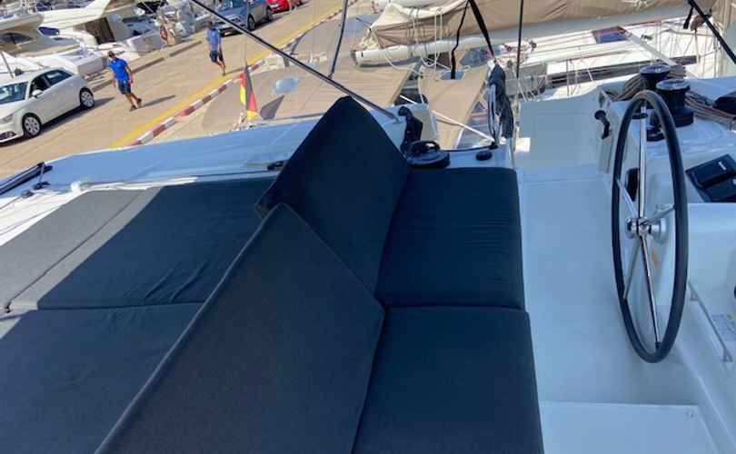 Lagoon 46