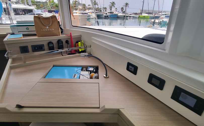 Lagoon 46