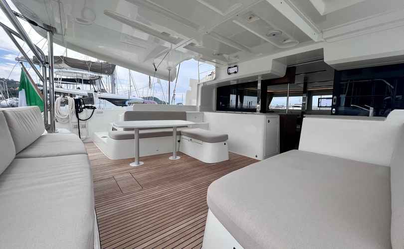 Lagoon 46