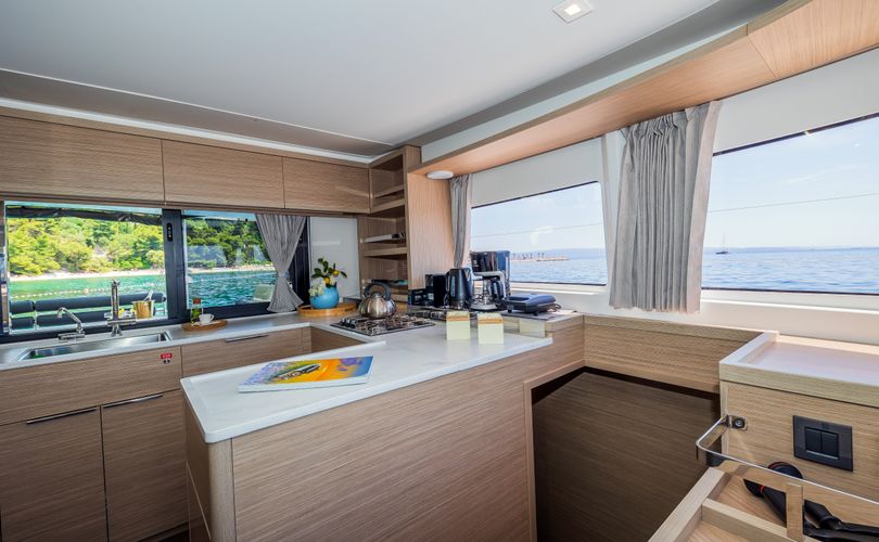 Lagoon 46