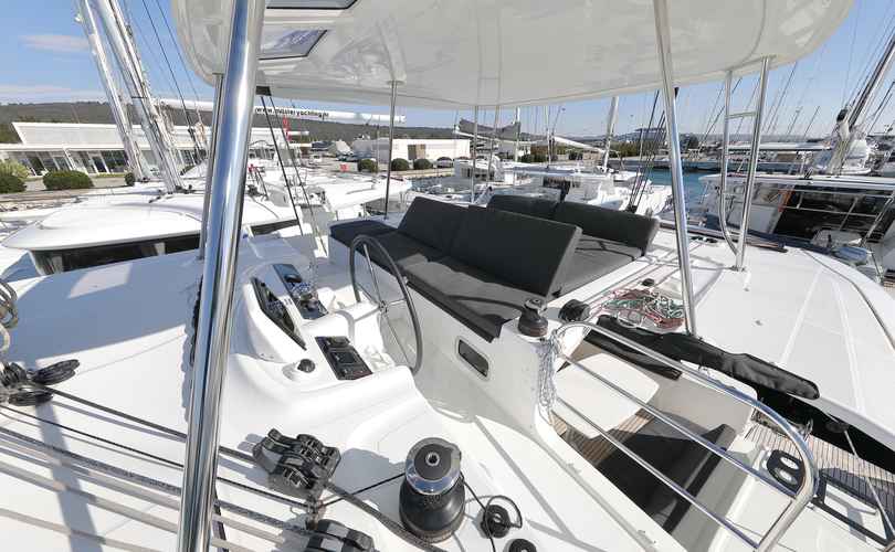 Lagoon 46