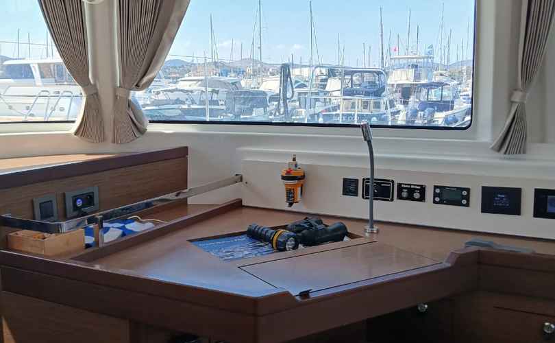 Lagoon 46