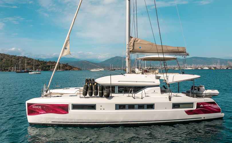 Lagoon 50