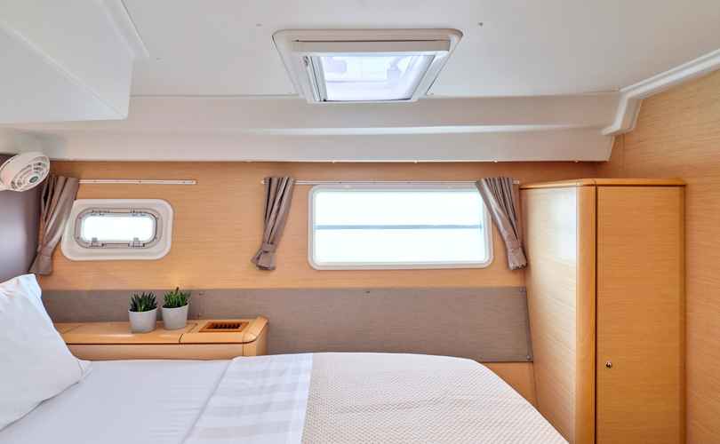 Lagoon 50