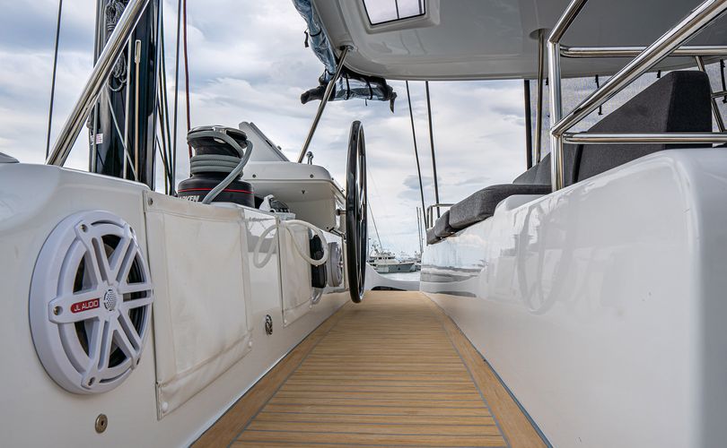 Lagoon 50