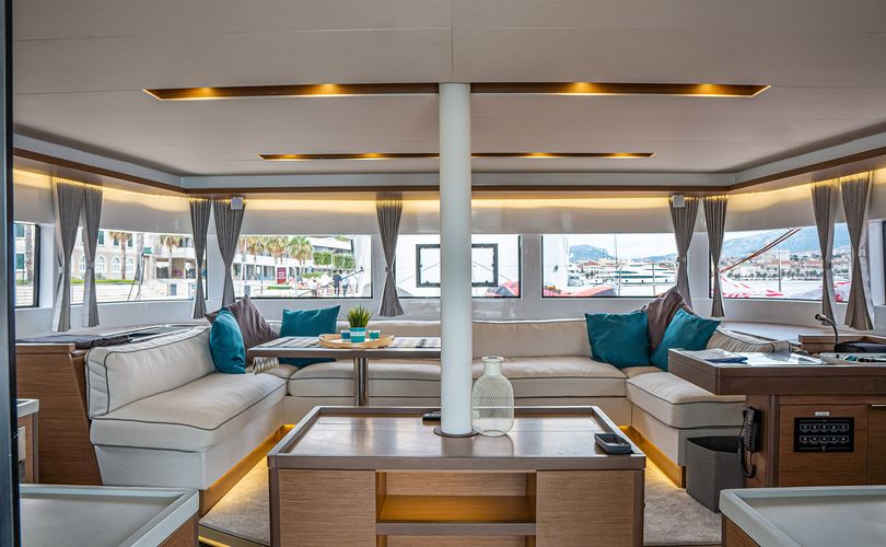 Lagoon 50