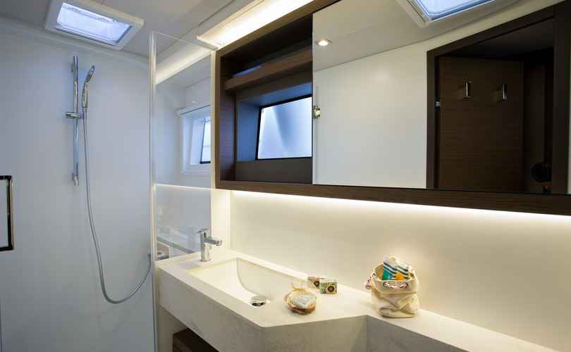 Photo Lagoon 50 (2018)