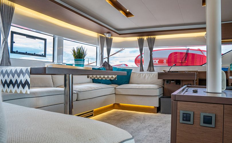 Lagoon 50