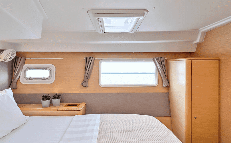 Photo Lagoon 50 (2020)