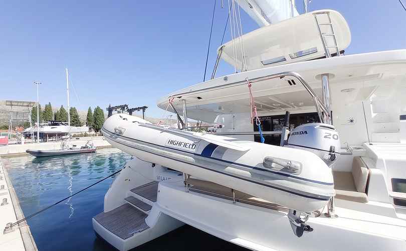 Lagoon 50