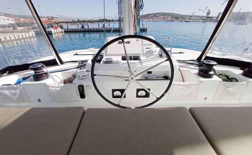 Lagoon 50