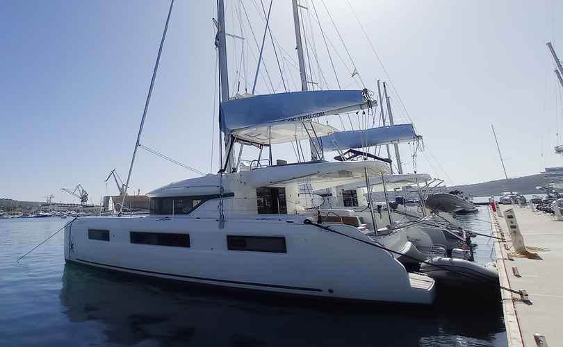 Lagoon 50