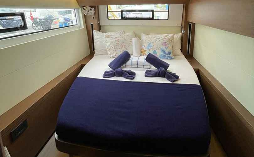 Lagoon 50