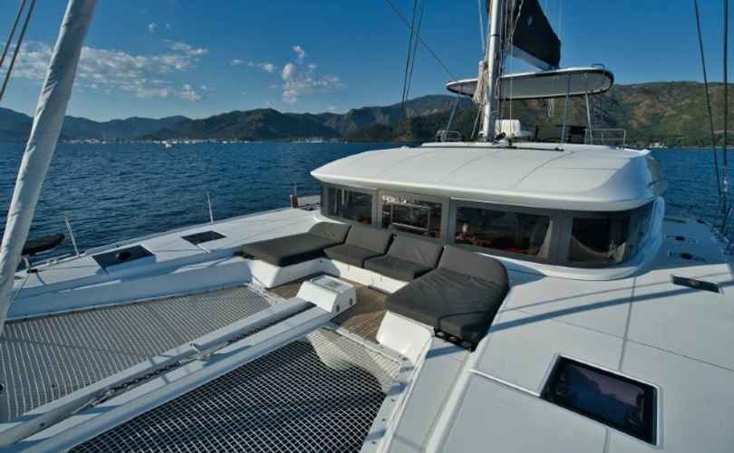 Lagoon 50