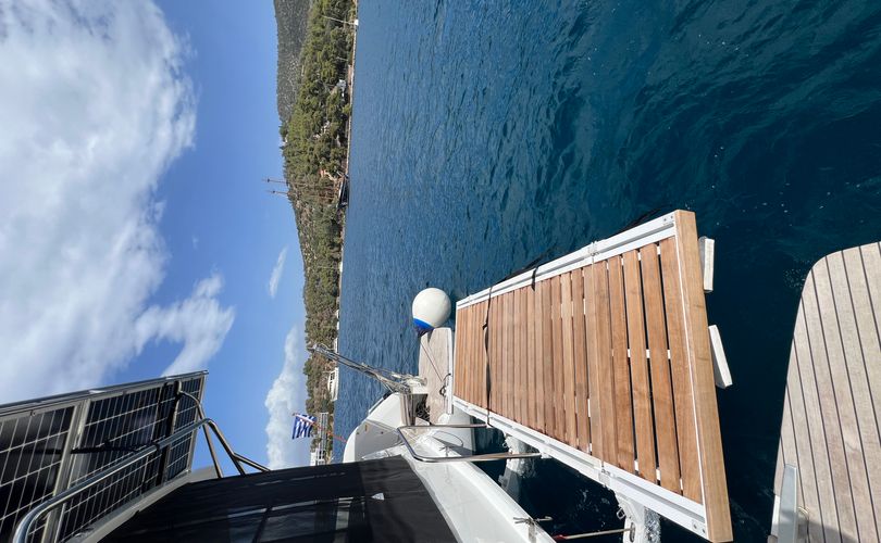 Lagoon 51