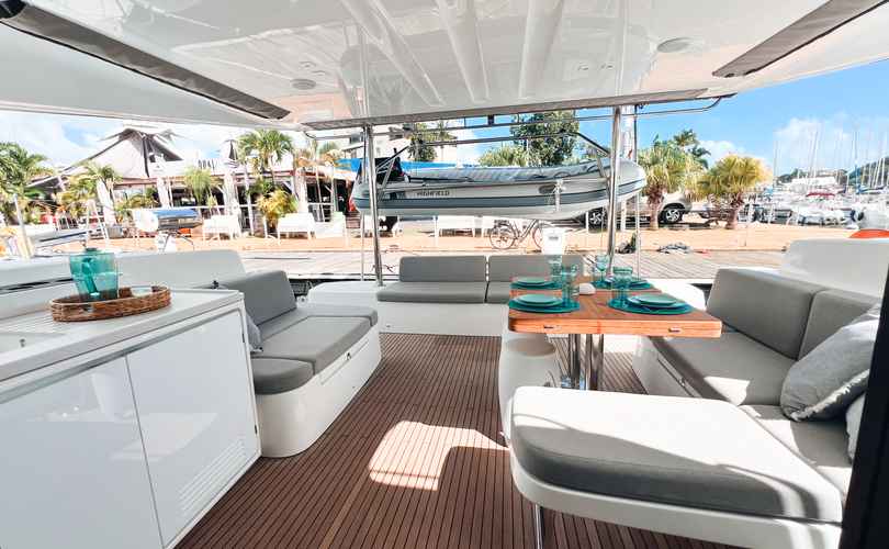 Lagoon 51