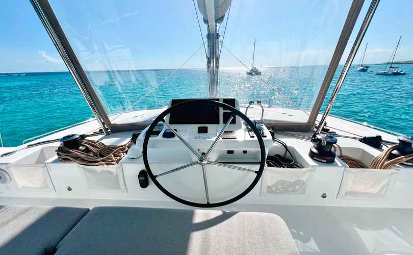 Lagoon 51