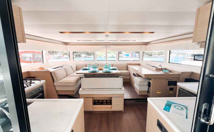 Lagoon 51