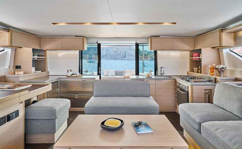 Lagoon 51